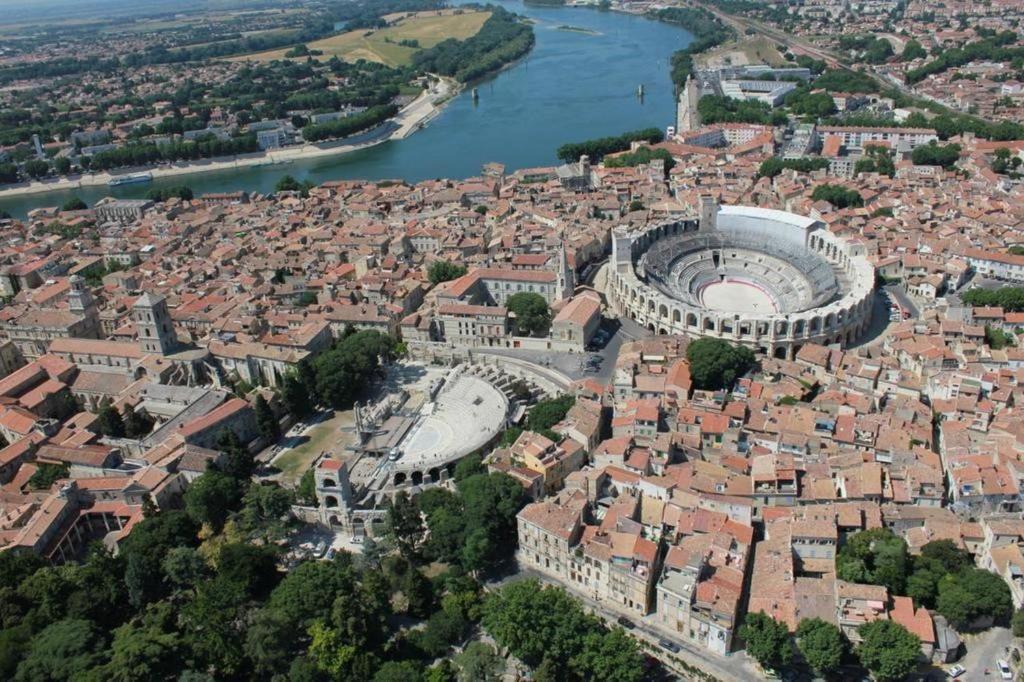 Succes - Tres Beau Duplex- Coeur D'Arles- Climatisation Leilighet Eksteriør bilde